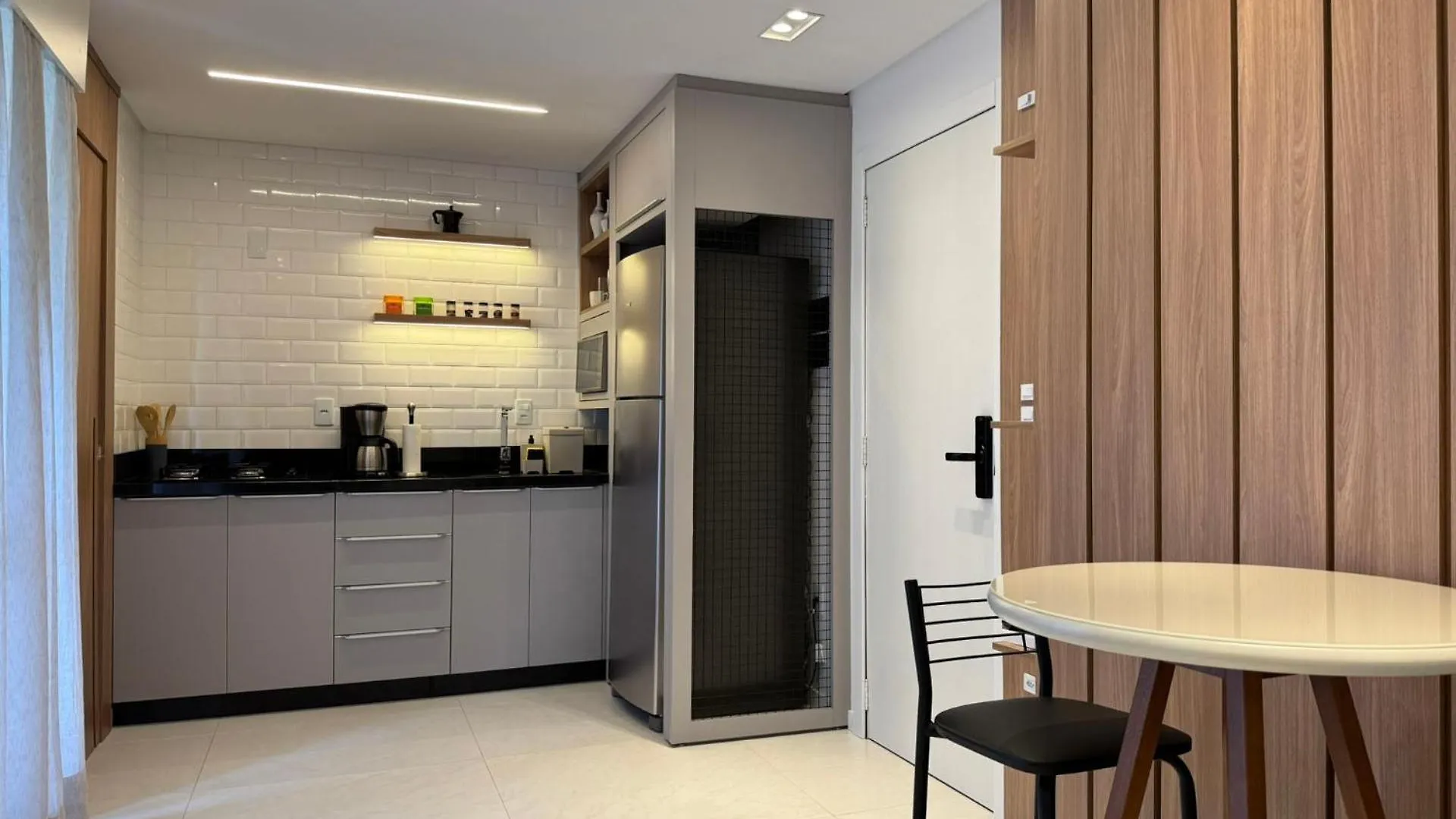 Loft Studio Charmoso Em Blumenau Kg3518 0*,